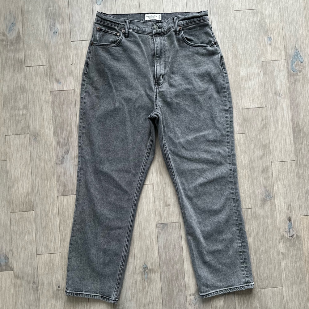 Abercrombie & Fitch The Ankle Straight Ultra High Rise Dark Grey Jeans 31/12